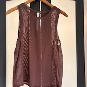 Lululemon sz 6 like new Athletica Sheer brownTank Top